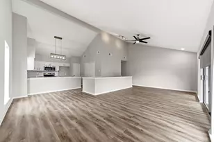130 April Point Dr N, Conroe, TX 77356 - Photo 23