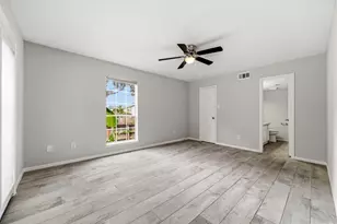 130 April Point Dr N, Conroe, TX 77356 - Photo 13