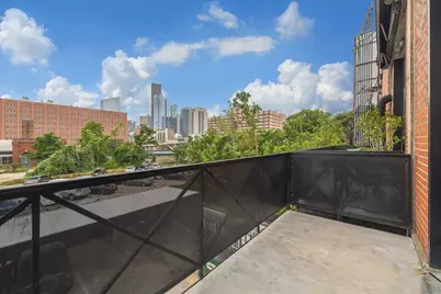 915 N San Jacinto Street #2D, Houston, TX 77002 - Photo 5