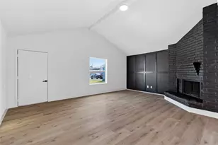 9809 Wren Ct, Conroe, TX 77385 - Photo 5