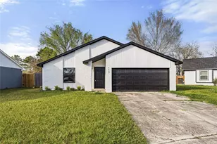 9809 Wren Ct, Conroe, TX 77385 - Photo 1