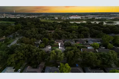 4717 Benning Drive, Houston, TX 77035 - Photo 43