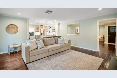 4717 Benning Drive, Houston, TX 77035 - Photo 11