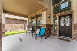 29627 Yaupon Shore Dr, Spring, TX 77386 - Photo 3