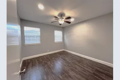 10014 Cedardale Drive, Houston, TX 77055 - Photo 17