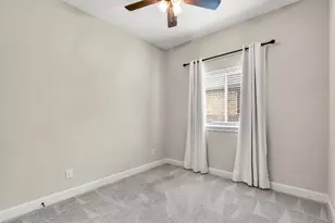 956 Terlingua Creek Dr, Conroe, TX 77304 - Photo 11