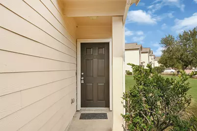5010 Dartmoor Ridge Trail, Houston, TX 77066 - Photo 3