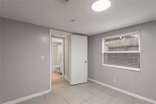 26620 Primrose Ct, Huntsville, TX 77320 - Photo 11