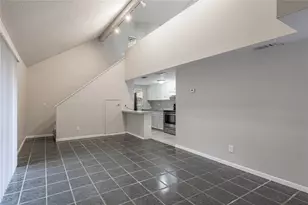 26620 Primrose Ct, Huntsville, TX 77320 - Photo 5