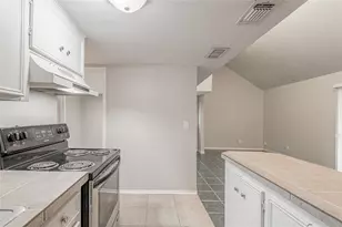 26620 Primrose Ct, Huntsville, TX 77320 - Photo 9