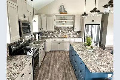 25024 Sausalito Drive, Galveston, TX 77554 - Photo 5