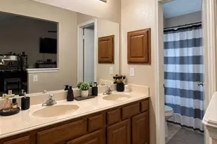 4238 Hambledon Village Dr, Houston, TX 77014 - Photo 23
