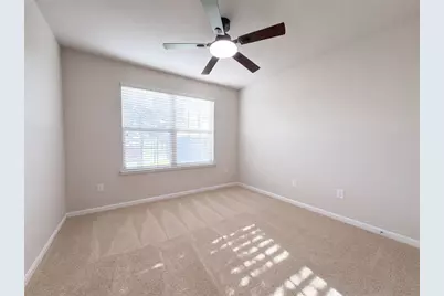 8322 Oakleaf Meadow Court, Rosharon, TX 77583 - Photo 11