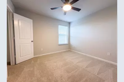 8322 Oakleaf Meadow Court, Rosharon, TX 77583 - Photo 13