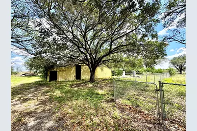 2691 Fm 1862, Blessing, TX 77465 - Photo 17