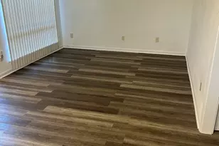 8818 Ilona Ln, Houston, TX 77025 - Photo 5