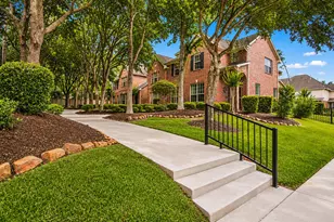 7 Umbria Ln, The Woodlands, TX 77382 - Photo 5