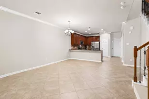 7 Umbria Ln, The Woodlands, TX 77382 - Photo 9