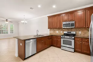 7 Umbria Ln, The Woodlands, TX 77382 - Photo 13