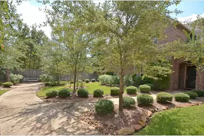 7 Umbria Lane, The Woodlands, TX 77382 - Photo 5