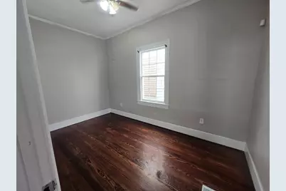 3610 Avenue K, Galveston, TX 77550 - Photo 9