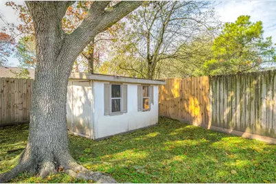 303 Knoll Forest Drive, League City, TX 77573 - Photo 37