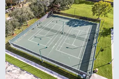 303 Knoll Forest Drive, League City, TX 77573 - Photo 39