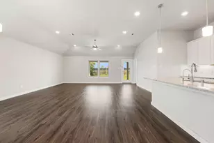 2303 Gentle Breeze Ln, Baytown, TX 77523 - Photo 9