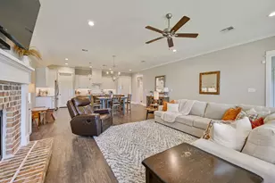 3906 Brownway Ct, College Station, TX 77845 - Photo 7