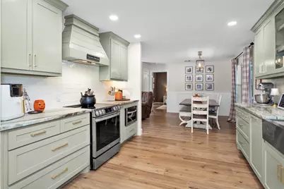 10865 Forest Creek Drive, Willis, TX 77318 - Photo 15