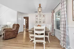 10865 Forest Creek Dr, Willis, TX 77318 - Photo 11