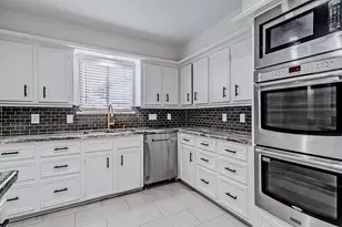 3406 Forest Village Dr, Houston, TX 77339 - Photo 17