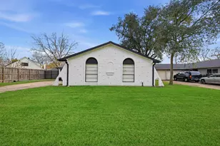 11935 Langdon Ln, Houston, TX 77072 - Photo 3