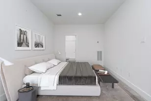 1123 W 17th St, Houston, TX 77008 - Photo 7