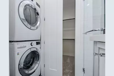 1123 W 17th Street #B, Houston, TX 77008 - Photo 17