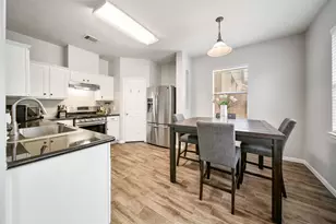6415 Wilshire Lakes, Houston, TX 77040 - Photo 9