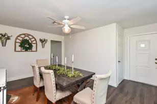 212 S Mattson St, West Columbia, TX 77486 - Photo 7