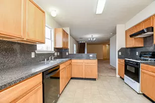 13979 Maximos Dr, Houston, TX 77083 - Photo 15