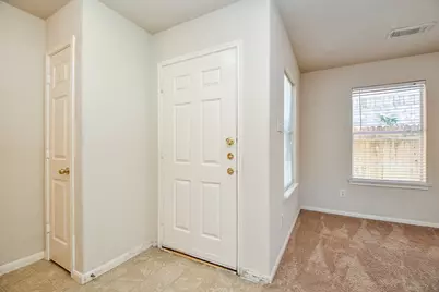 13979 Maximos Dr, Houston, TX 77083 - Photo 7