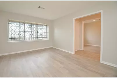 5243 Greylog Drive, Houston, TX 77048 - Photo 5