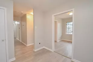 5243 Greylog Dr, Houston, TX 77048 - Photo 13