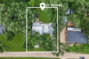 35 Bounty St, Blessing, TX 77419 - Photo 5