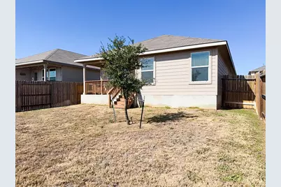 285 Middle Green Loop, Floresville, TX 78114 - Photo 13