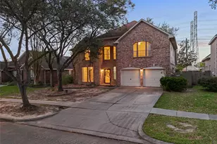 2224 Golden Sails Dr, League City, TX 77573 - Photo 3