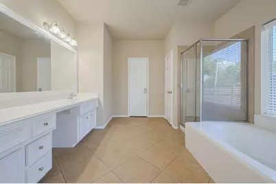 2206 Grand Shore Court, Pearland, TX 77584 - Photo 35