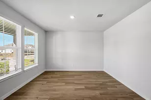 8527 Light Rail Dr, Clute, TX 77441 - Photo 25