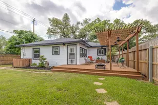 501 W 17th St, Houston, TX 77008 - Photo 1