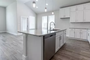 2417 Seaglass Ter Dr, Katy, TX 77493 - Photo 3