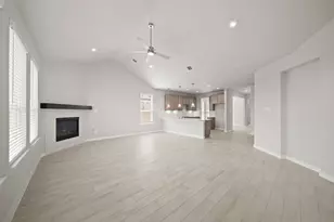 312 E Tranquil Flds Ln, Waller, TX 77484 - Photo 11