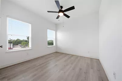 8903 Grovner Place, Houston, TX 77055 - Photo 25